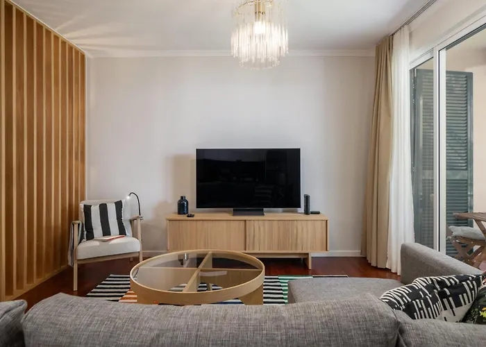 Apartment White House I With Garden View