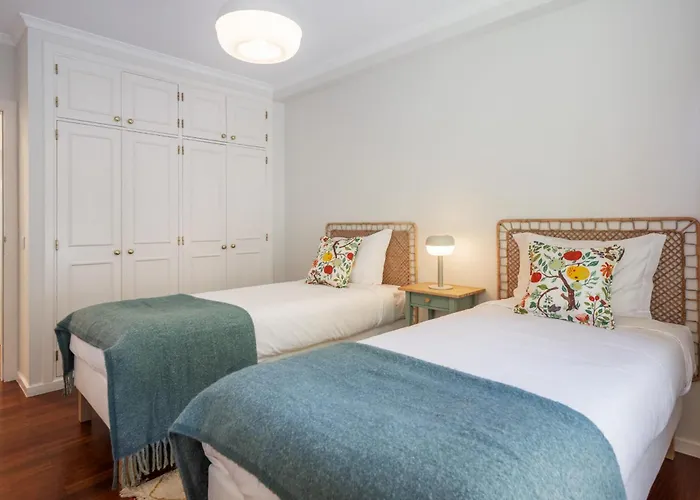 Apartment White House I With Garden View