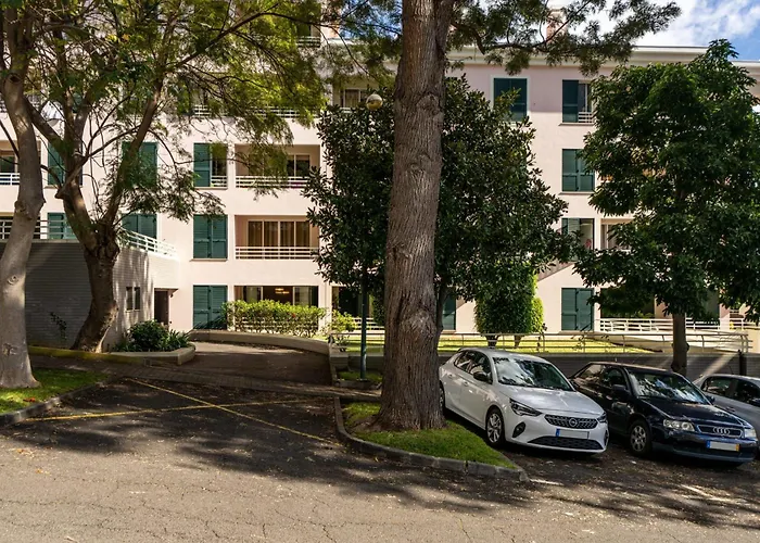 White House I With Garden View Apartment Funchal (Madeira)